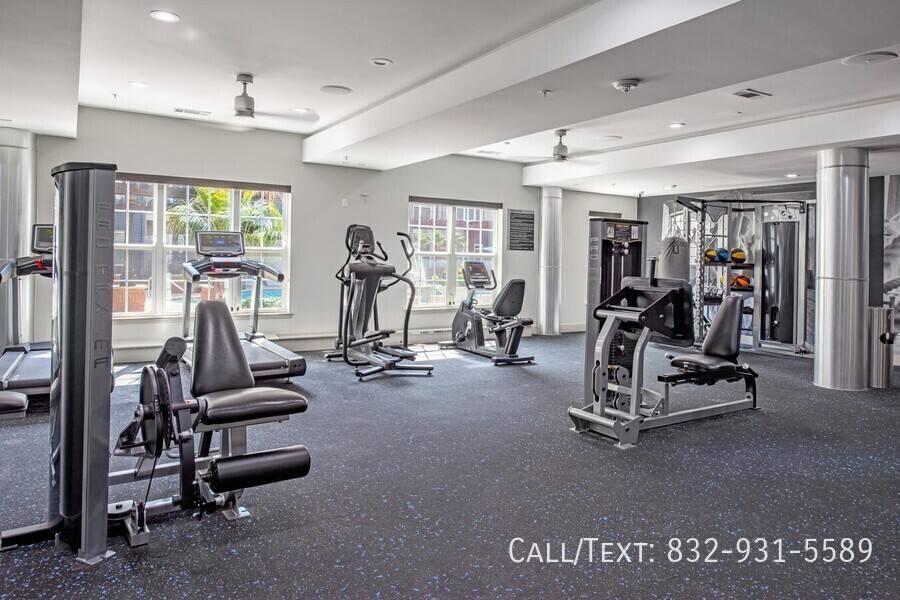 Apartment for rent at 225 S Heights Blvd #ABH2, Houston, TX 77007