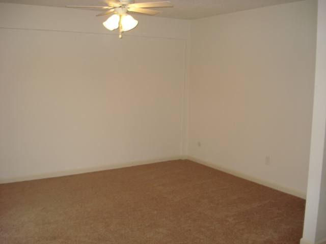 Apartment for rent at 1955 Reynolds, Toledo, OH 43614