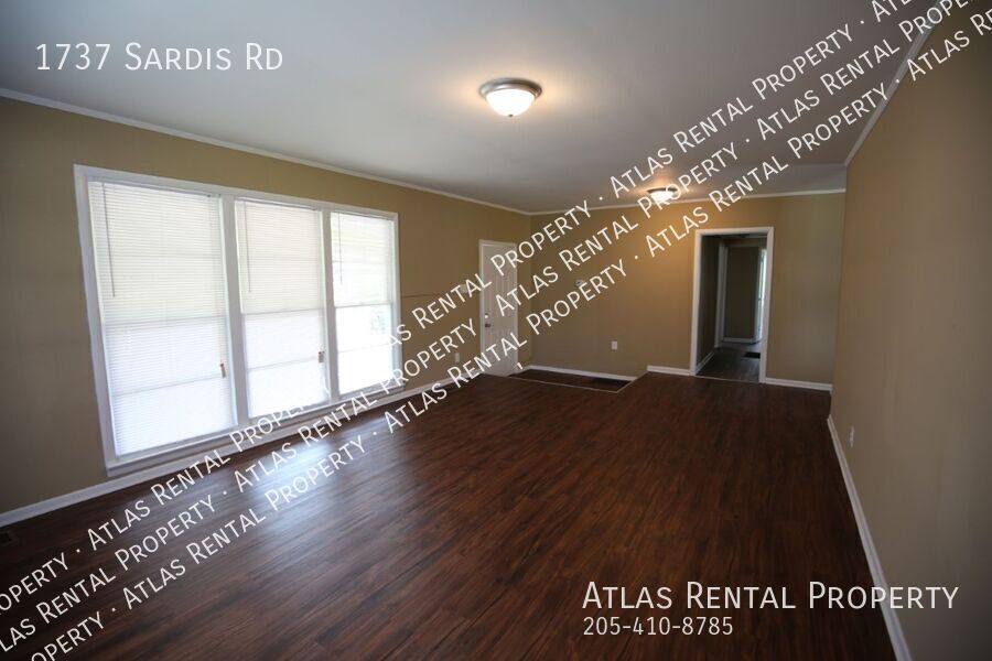 House for rent at 1737 Sardis Rd, Gardendale, AL 35071