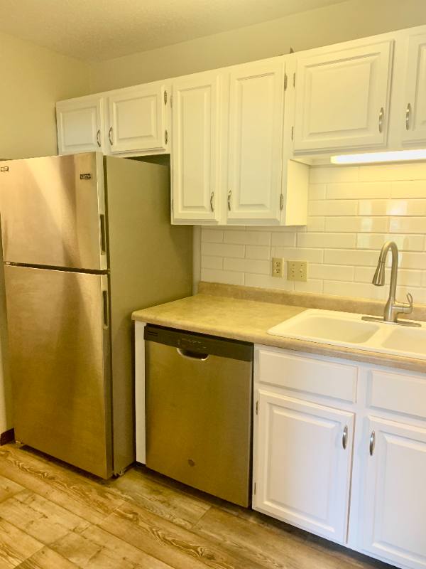 Apartment for rent at 10451 Greenbrier Rd, Hopkins, MN 55305