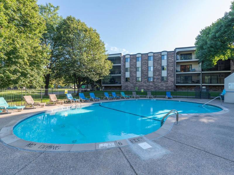 Apartment for rent at 10451 Greenbrier Rd, Hopkins, MN 55305