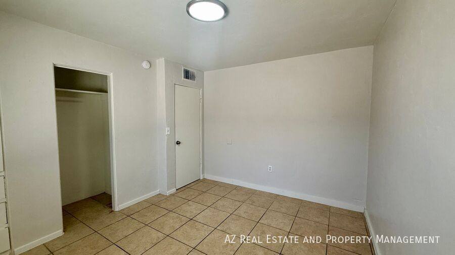 Apartment for rent at 1405 W Clarendon Ave #1, Phoenix, AZ 85013