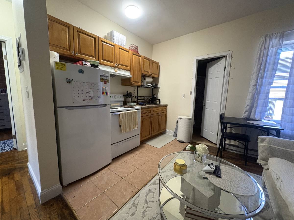 Townhouse for rent at 886 Huntington Ave #2-5, Boston, MA 02115