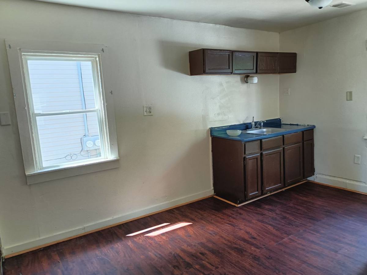 Apartment for rent at 769-771 W Windlake Ave, Milwaukee, WI 53204