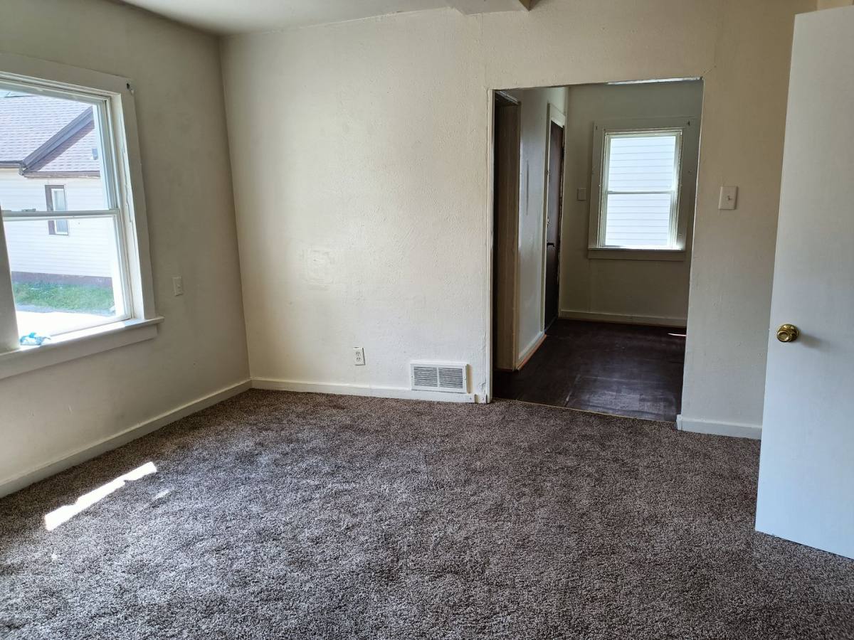 Apartment for rent at 769-771 W Windlake Ave, Milwaukee, WI 53204