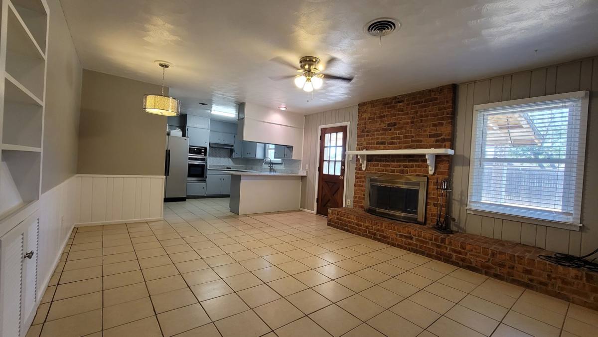 House for rent at 5430 13th St, Lubbock, TX 79416