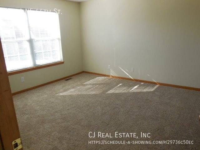 House for rent at 6512 NE 44th St, Kansas City, MO 64117