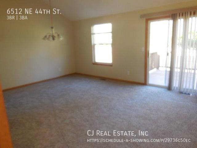 House for rent at 6512 NE 44th St, Kansas City, MO 64117