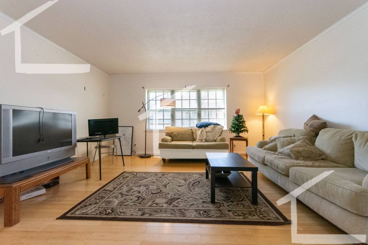 Apartment for rent at 14B Homer St, Brookline, MA 02446