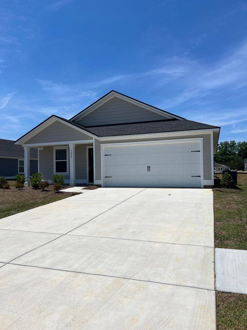 House for rent at 1239 English Oaks St, Conway, SC 29526