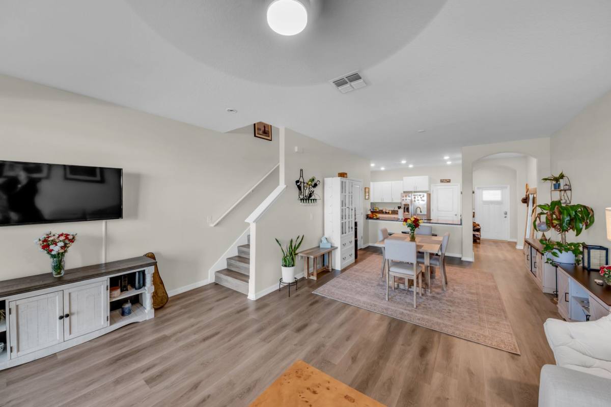 Townhouse for rent at 736 Royal Empress Dr, Ruskin, FL 33570