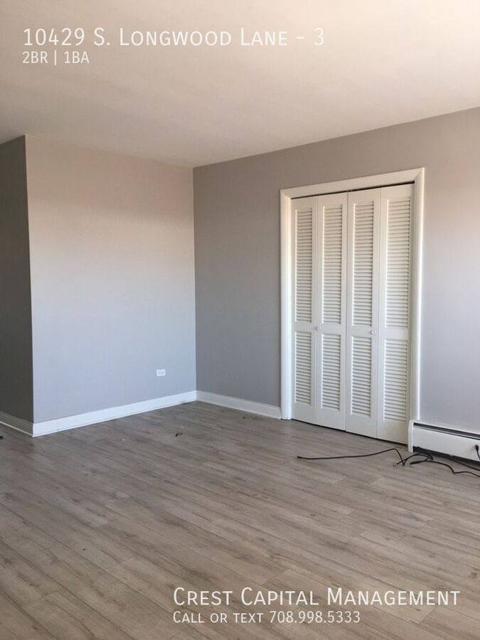 Apartment for rent at 10437 S Longwood Lane #3, Oak Lawn, IL 60453