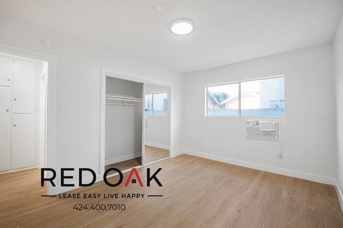 Condo for rent at 118 E Ivy Ave #2, Inglewood, CA 90302