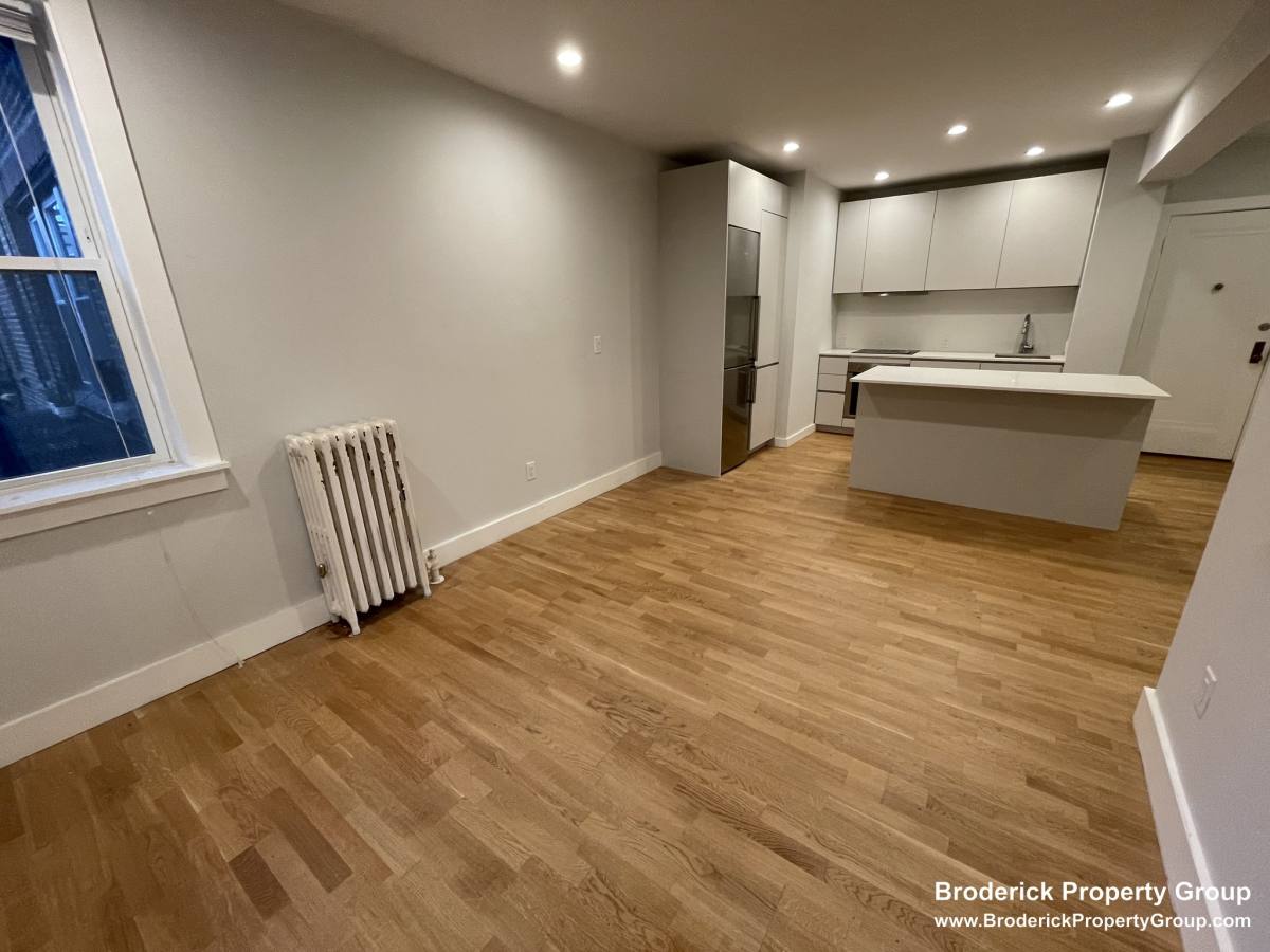 Apartment for rent at 136 Highland Ave #15, Somerville, MA 02143