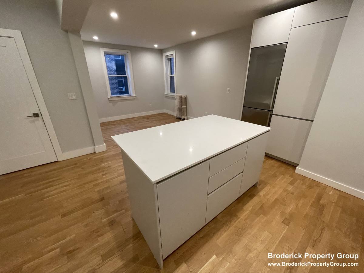 Apartment for rent at 136 Highland Ave #15, Somerville, MA 02143