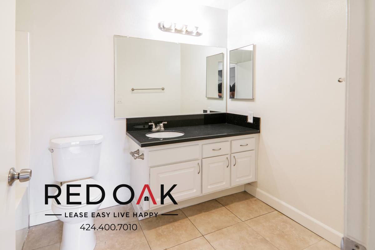 Condo for rent at 6660 Vineland Ave #24, North Hollywood, CA 91606