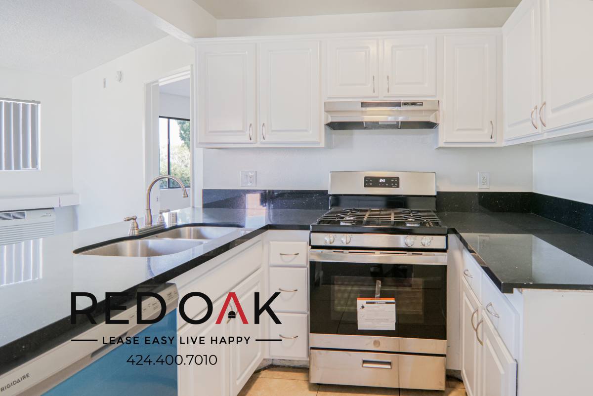 Condo for rent at 6660 Vineland Ave #24, North Hollywood, CA 91606