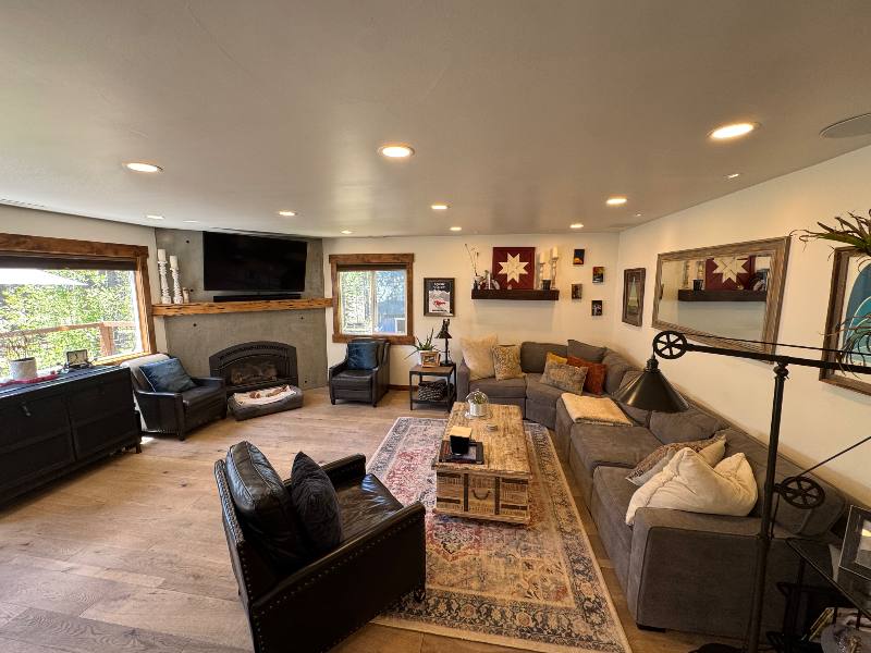 Apartment for rent at 11869 Deerfield B, Truckee, CA 96161
