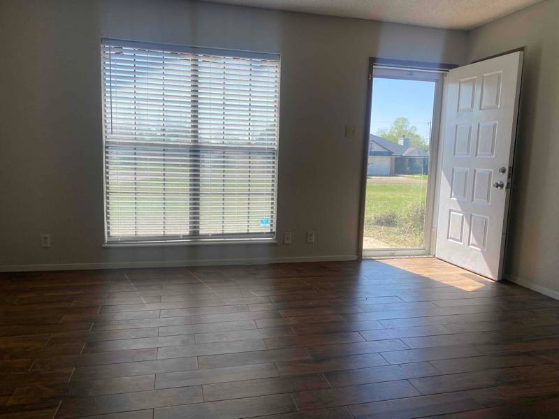 House for rent at 574 J L Brazzil Loop, Waco, TX 76705