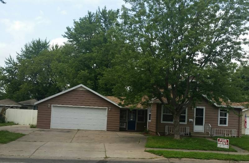 Apartment for rent at 837 25th Ave N #1, Saint Cloud, MN 56303