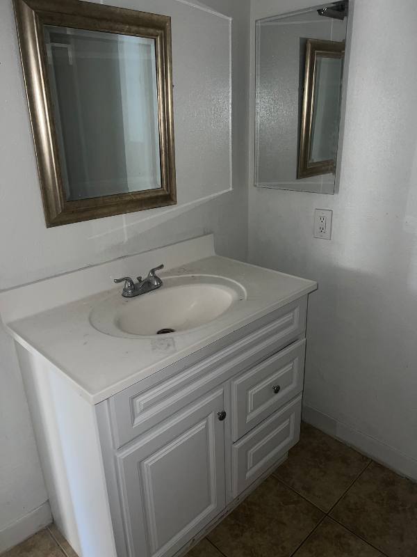 Apartment for rent at 5920 Streamview #1, San Diego, CA 92105