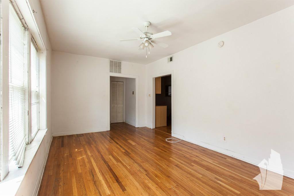 Apartment for rent at 3523 N Broadway #3E, Chicago, IL 60657
