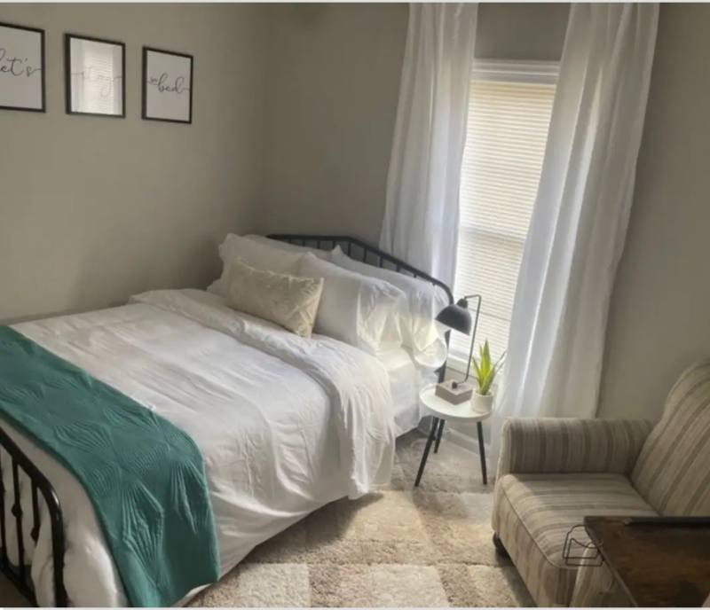 House for rent at 916 Kyle Ave, Roanoke, VA 24012