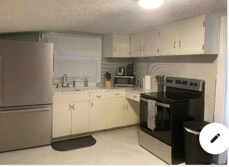 House for rent at 115 Emmett St, Martinsville, VA 24112
