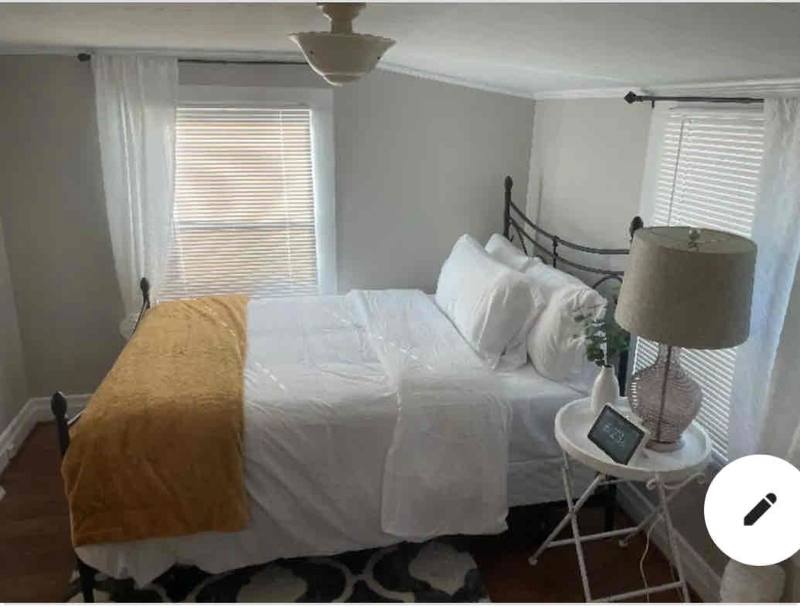 House for rent at 115 Emmett St, Martinsville, VA 24112