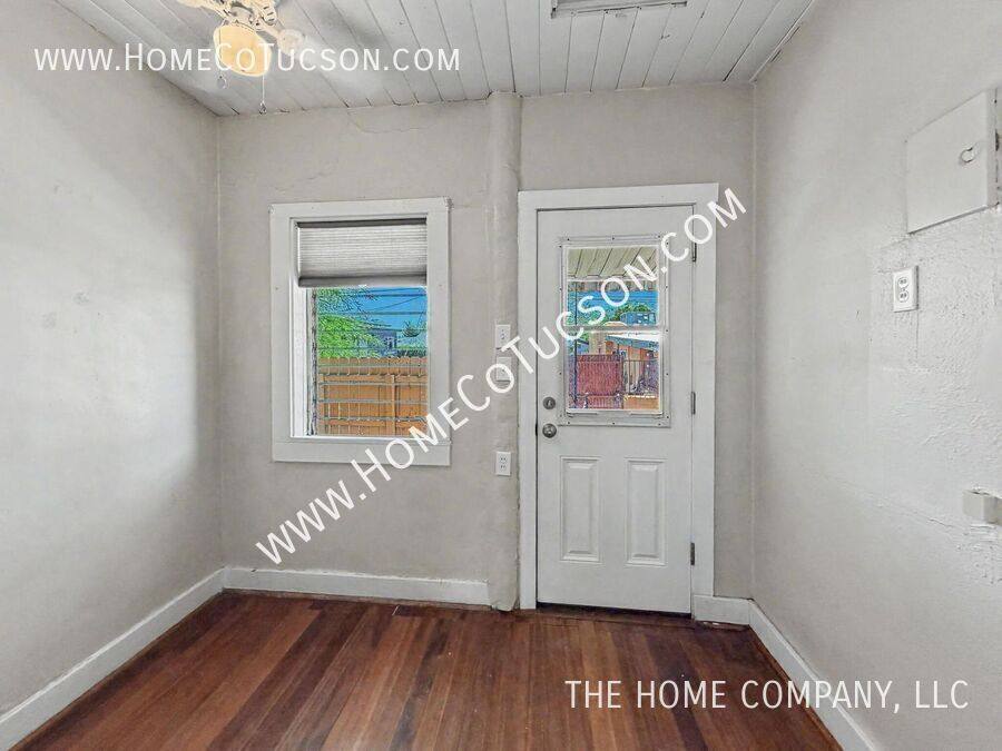 Apartment for rent at 544 E Speedway Blvd, Tucson, AZ 85705