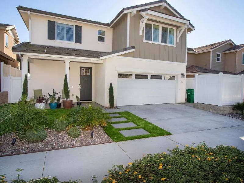 House for rent at 7263 Wembley St, San Diego, CA 92120