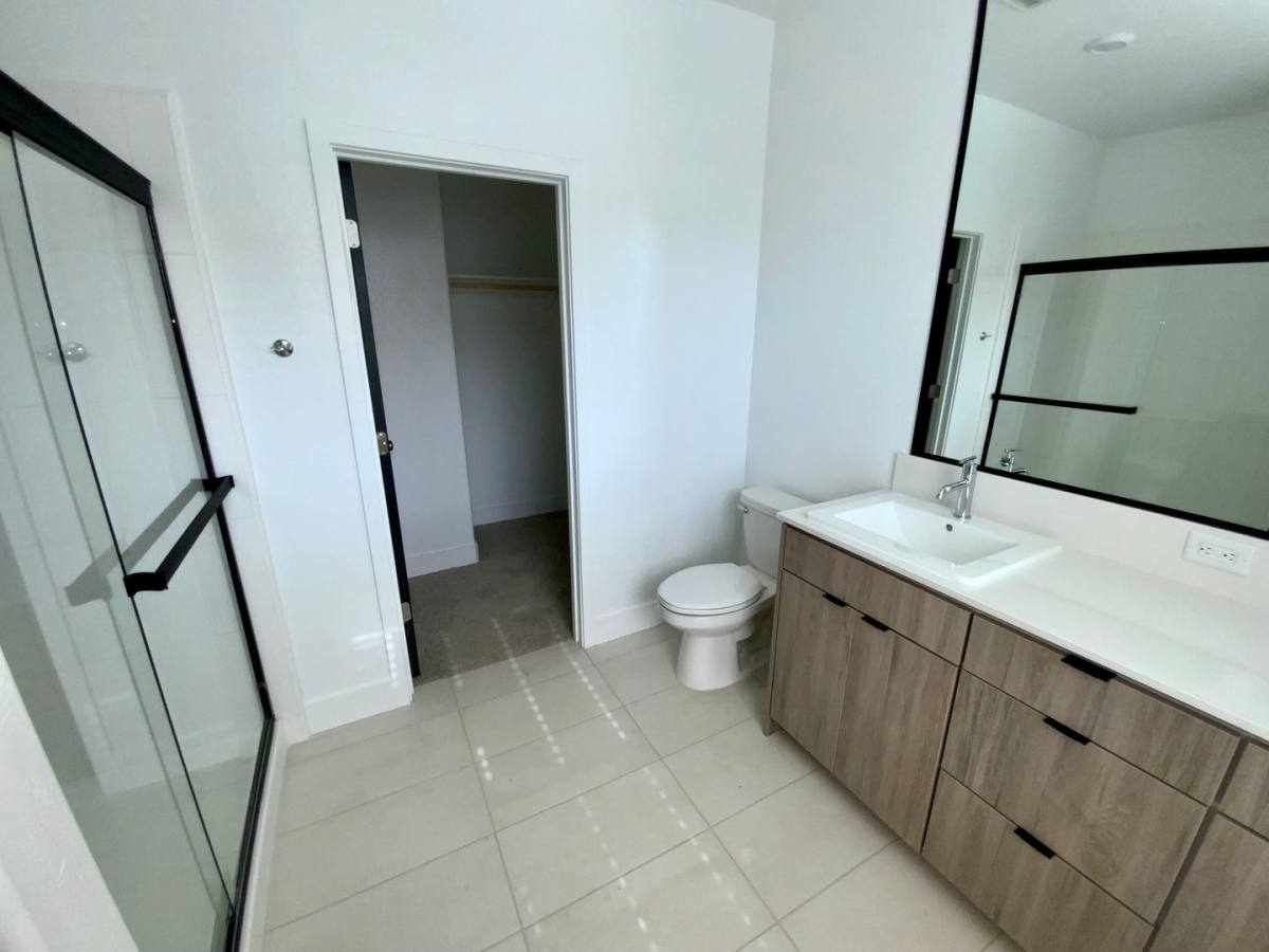 Townhouse for rent at 10991 N Blackberry, Fresno, CA 93730