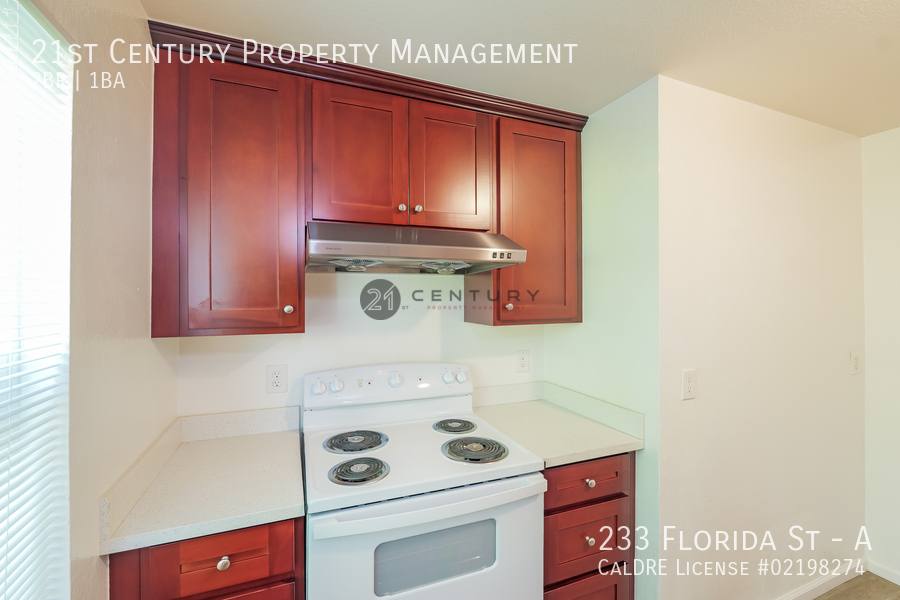 Townhouse for rent at 233 Florida St #A, Vallejo, CA 94590