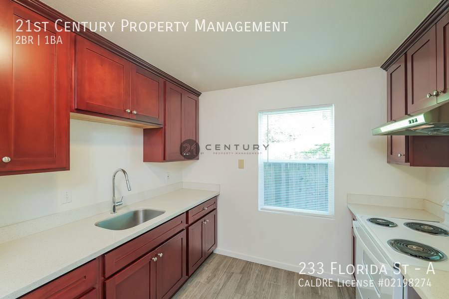 Townhouse for rent at 233 Florida St #A, Vallejo, CA 94590