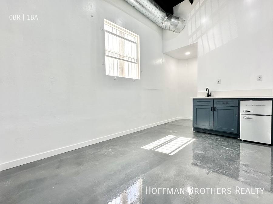 Apartment for rent at 3809 Union Pacific Ave #10, Los Angeles, CA 90023