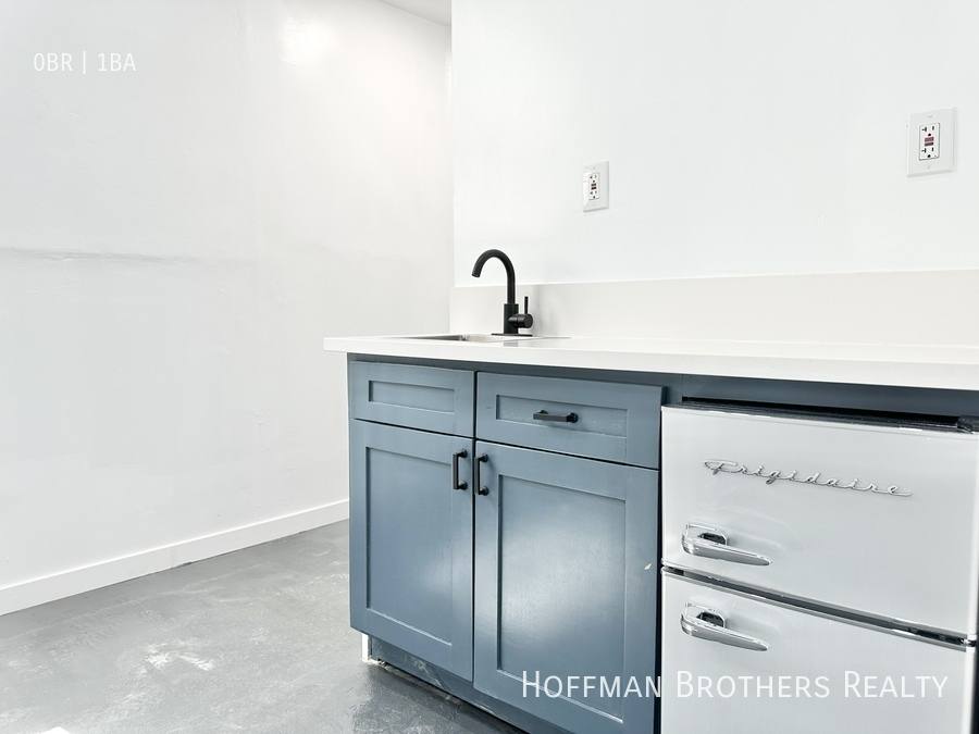 Apartment for rent at 3809 Union Pacific Ave #10, Los Angeles, CA 90023