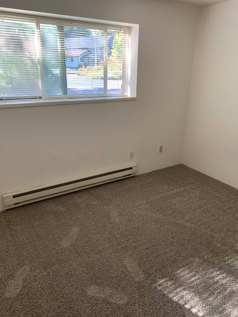 Apartment for rent at 1765 NW Van Buren, Corvallis, OR 97330