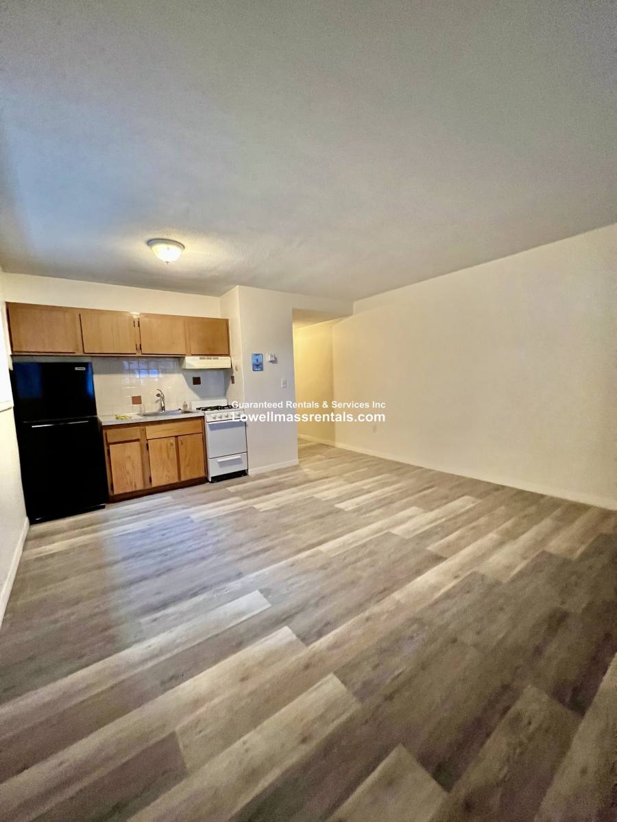 Apartment for rent at 238 Chelsea St #7, Everett, MA 02149