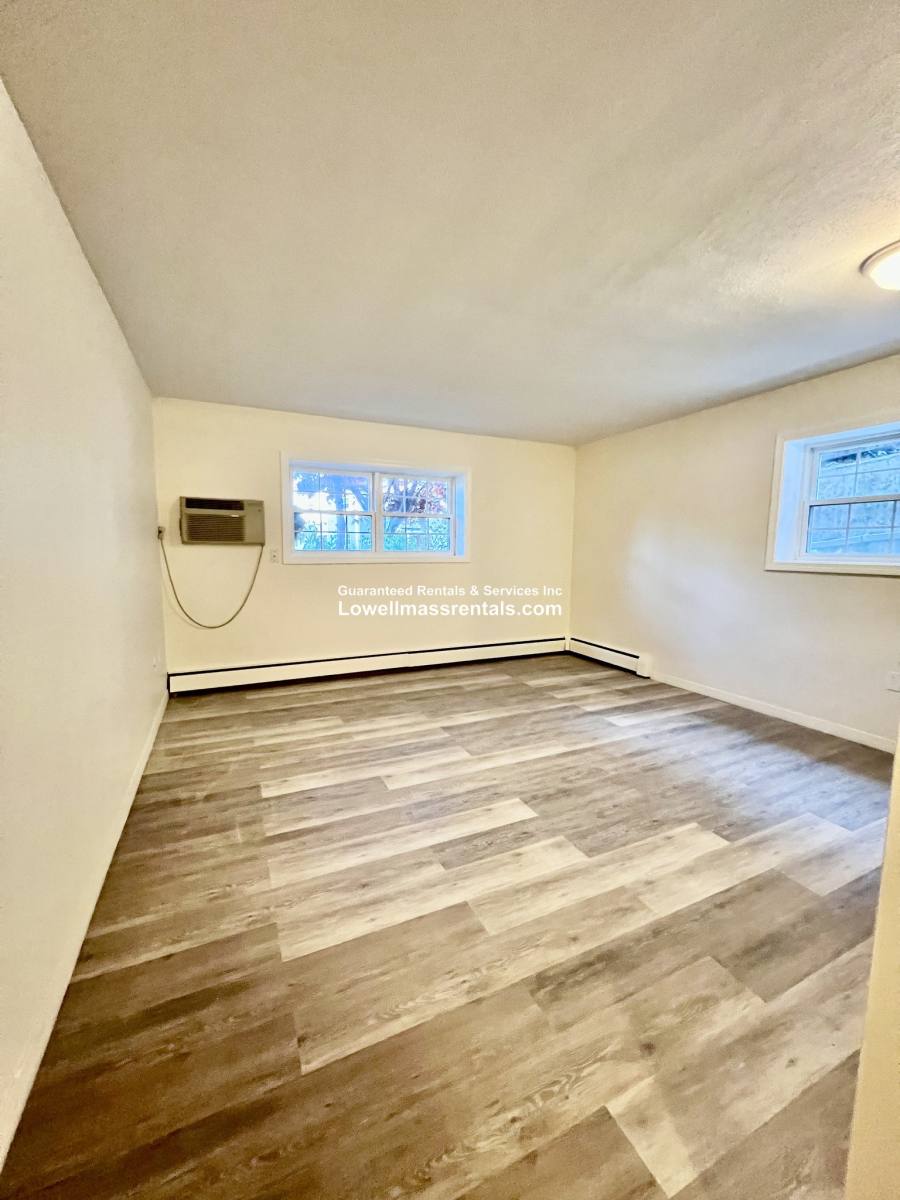 Apartment for rent at 238 Chelsea St #7, Everett, MA 02149