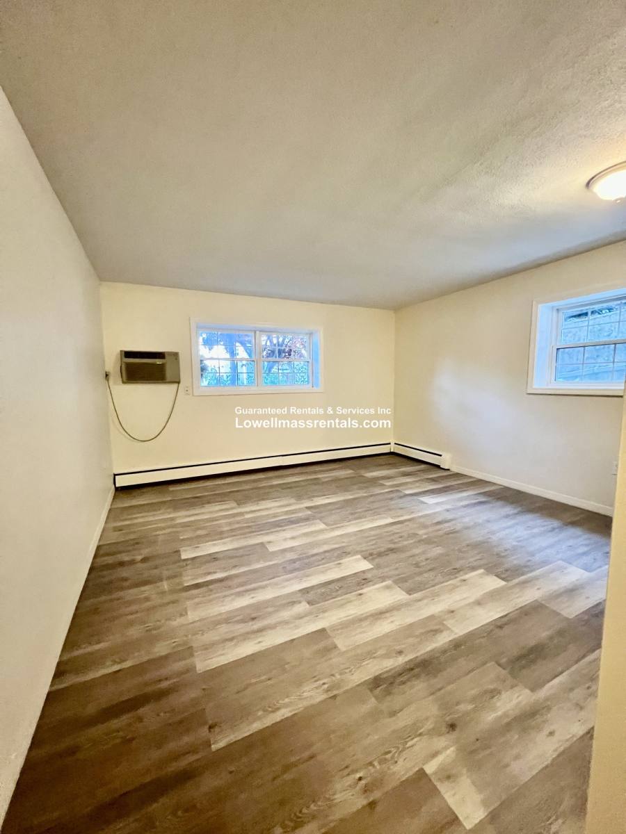 Apartment for rent at 238 Chelsea St #7, Everett, MA 02149