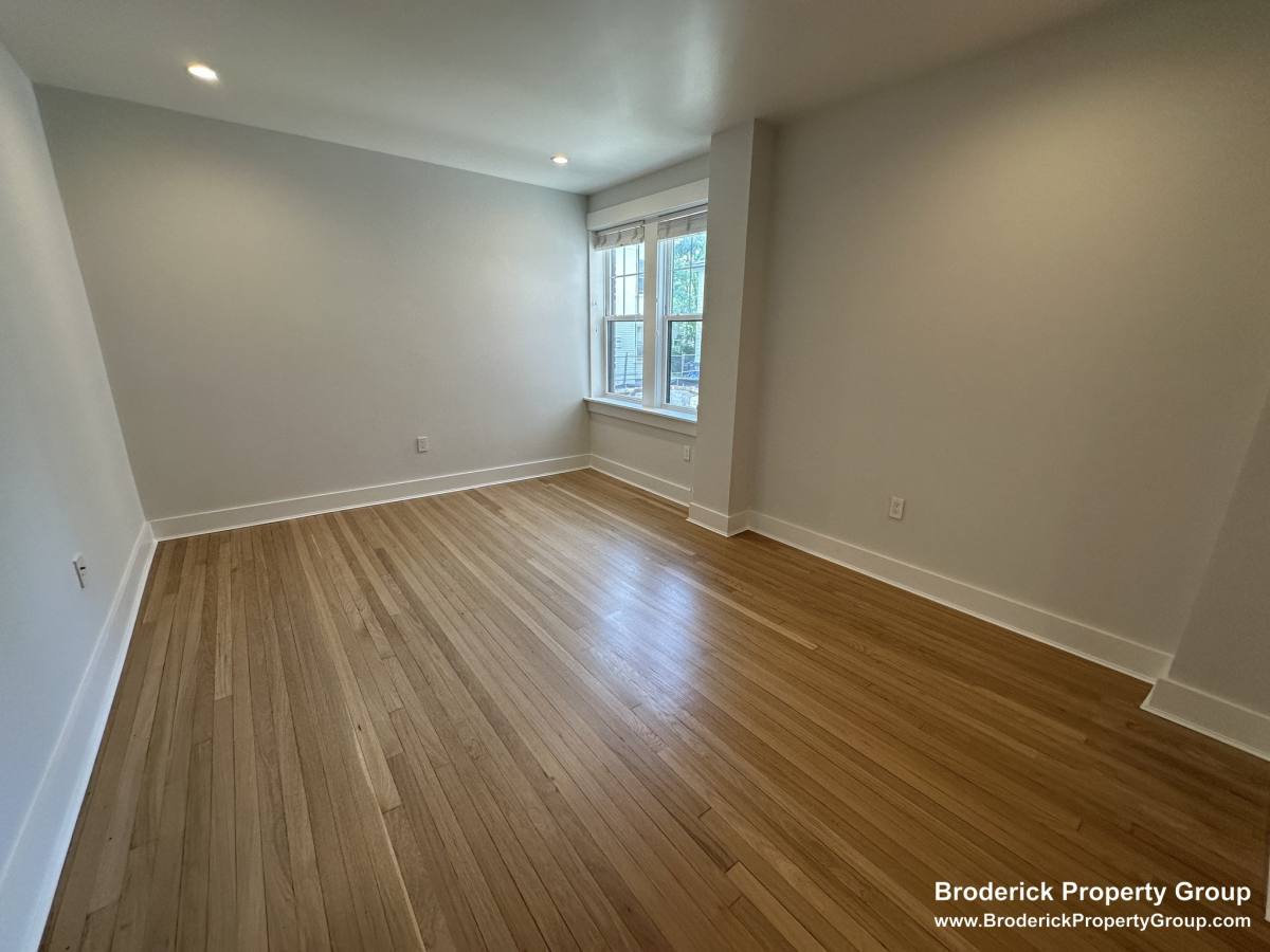 Apartment for rent at 17 Forest St #4, Cambridge, MA 02140