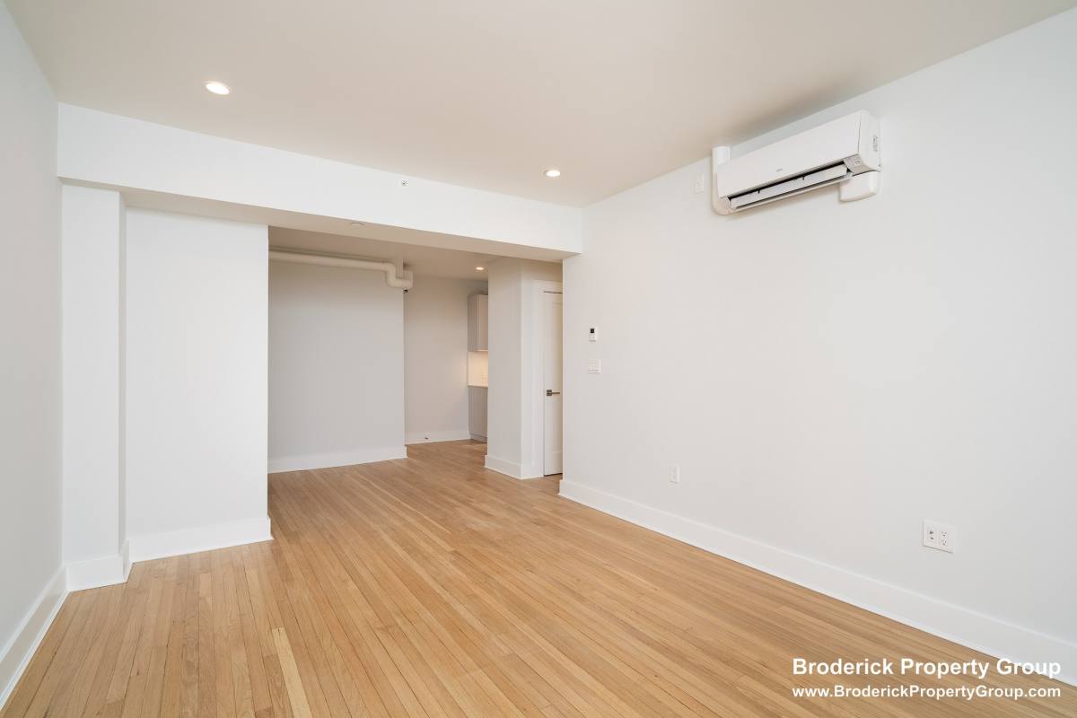 Apartment for rent at 17 Forest St #4, Cambridge, MA 02140