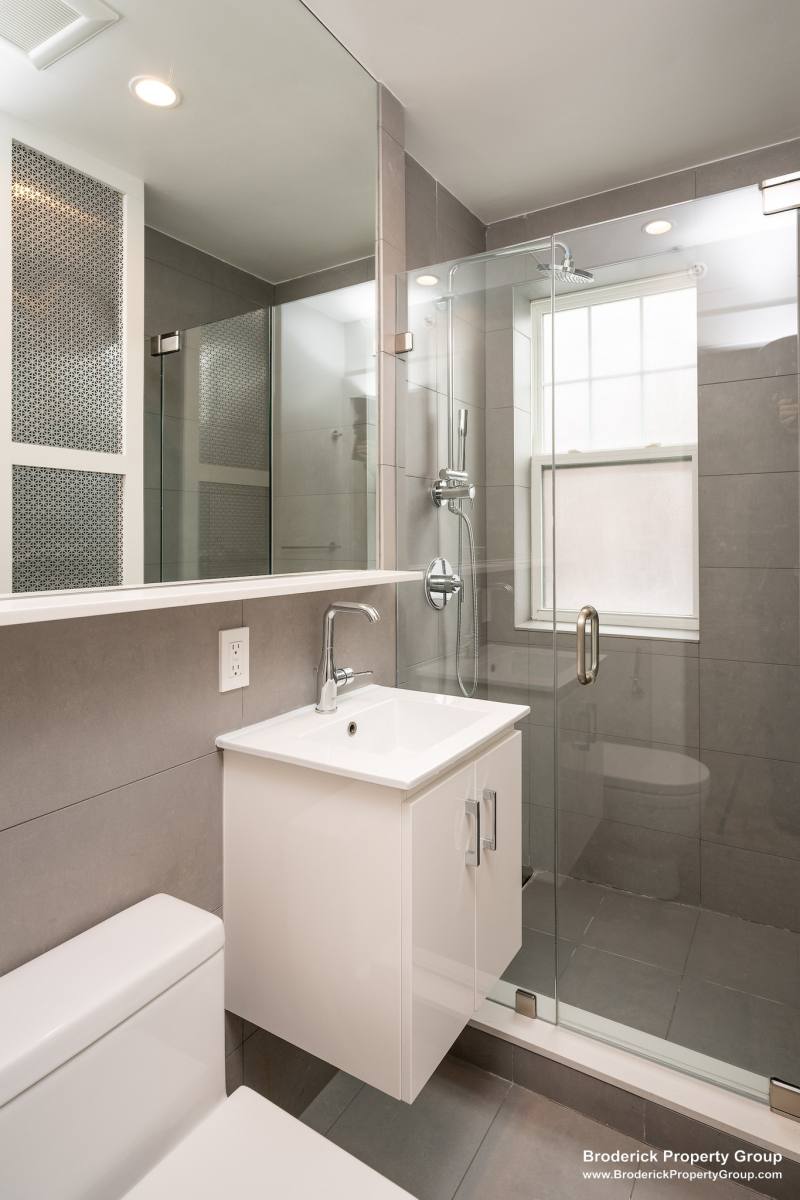 Apartment for rent at 17 Forest St #4, Cambridge, MA 02140