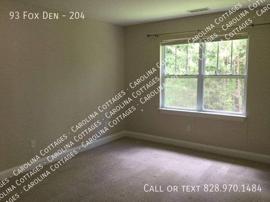 Condo for rent at 93 Fox #204, Fletcher, NC 28732
