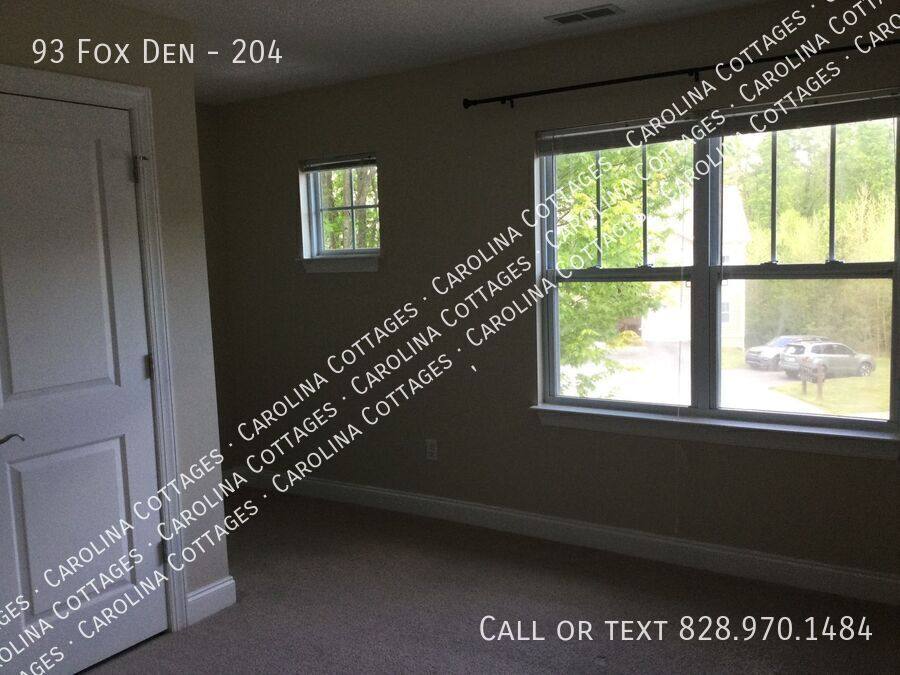 Condo for rent at 93 Fox #204, Fletcher, NC 28732