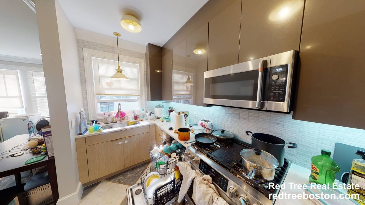 House for rent at 15 Lanark Rd #2, Brookline, MA 02445