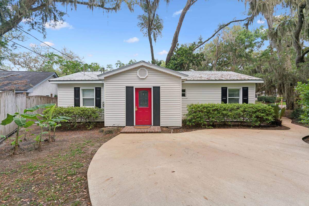 House for rent at 324 Pine St, Saint Simons Island, GA 31522
