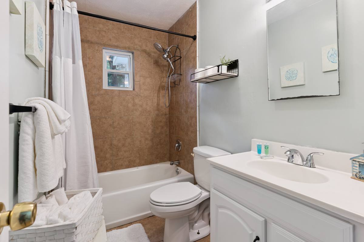 House for rent at 324 Pine St, Saint Simons Island, GA 31522