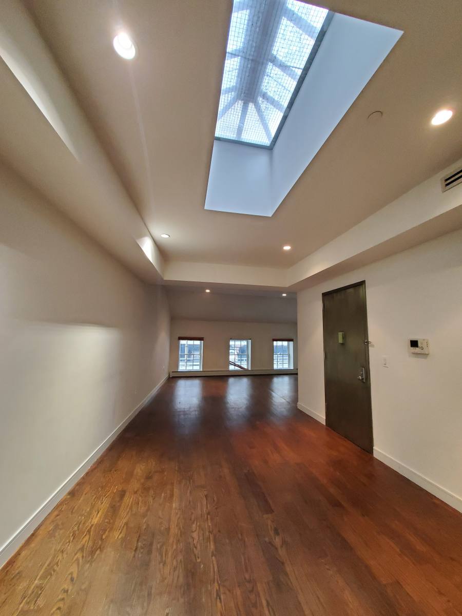 Townhouse for rent at 19 S William St #5, New York, NY 10001