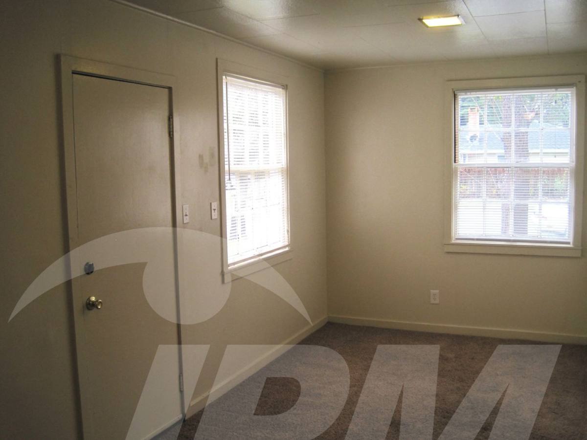 Apartment for rent at 1752-1754 Vallombrosa Ave, Chico, CA 95926